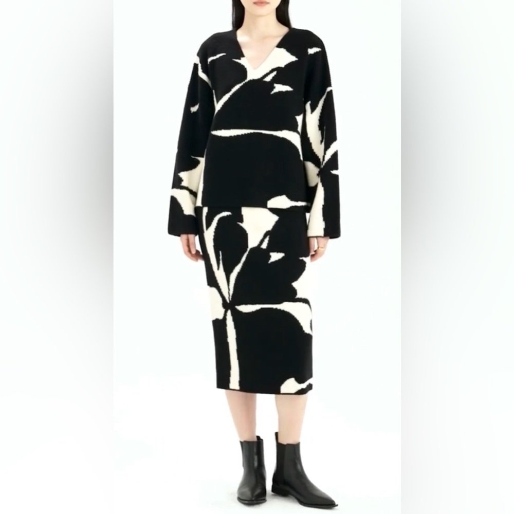 Fabrique Stefania Bosio Limited Edition Black & White Wool Midi Skirt Size 0